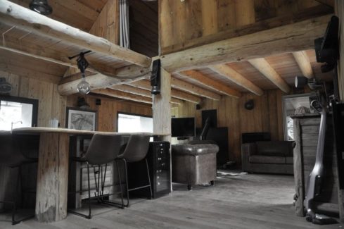 Aménagement intérieur en rondins